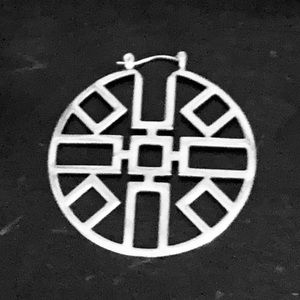 Tory Burch Jordan Hoop Earring in Silver (one)